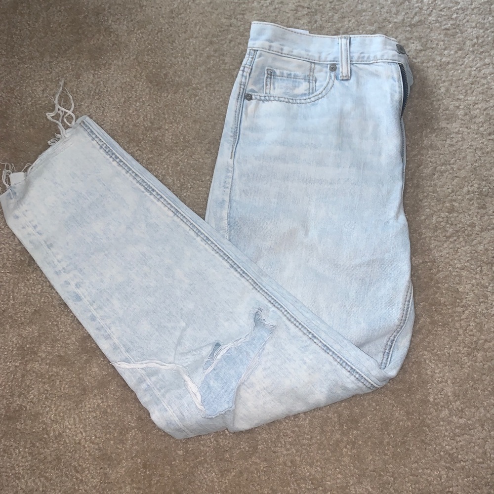 AE Mom Jean